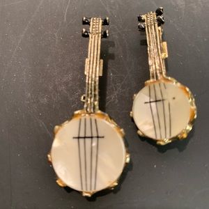 Vintage banjo pin brooch set